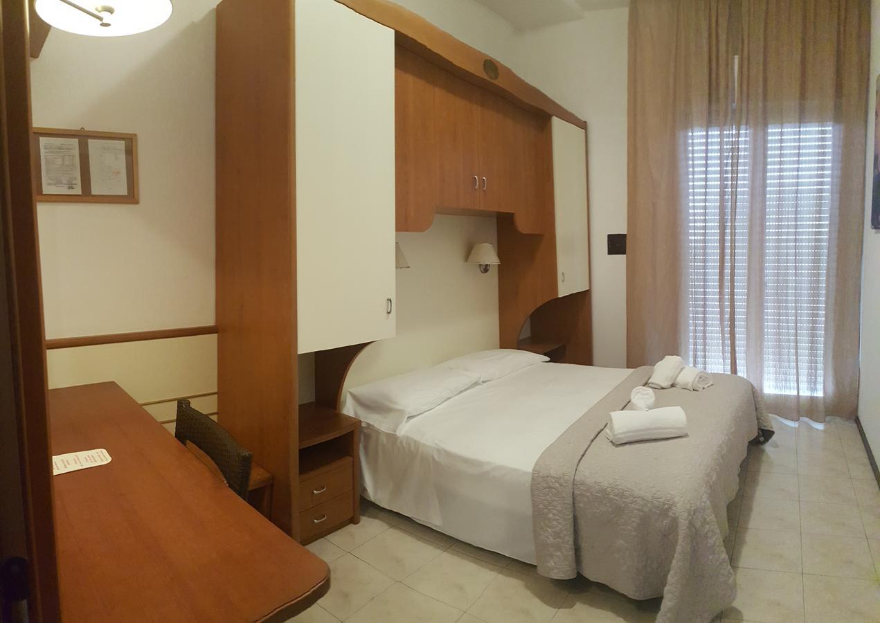 Hotel Stella D'Oro Lido di Jesolo Buitenkant foto