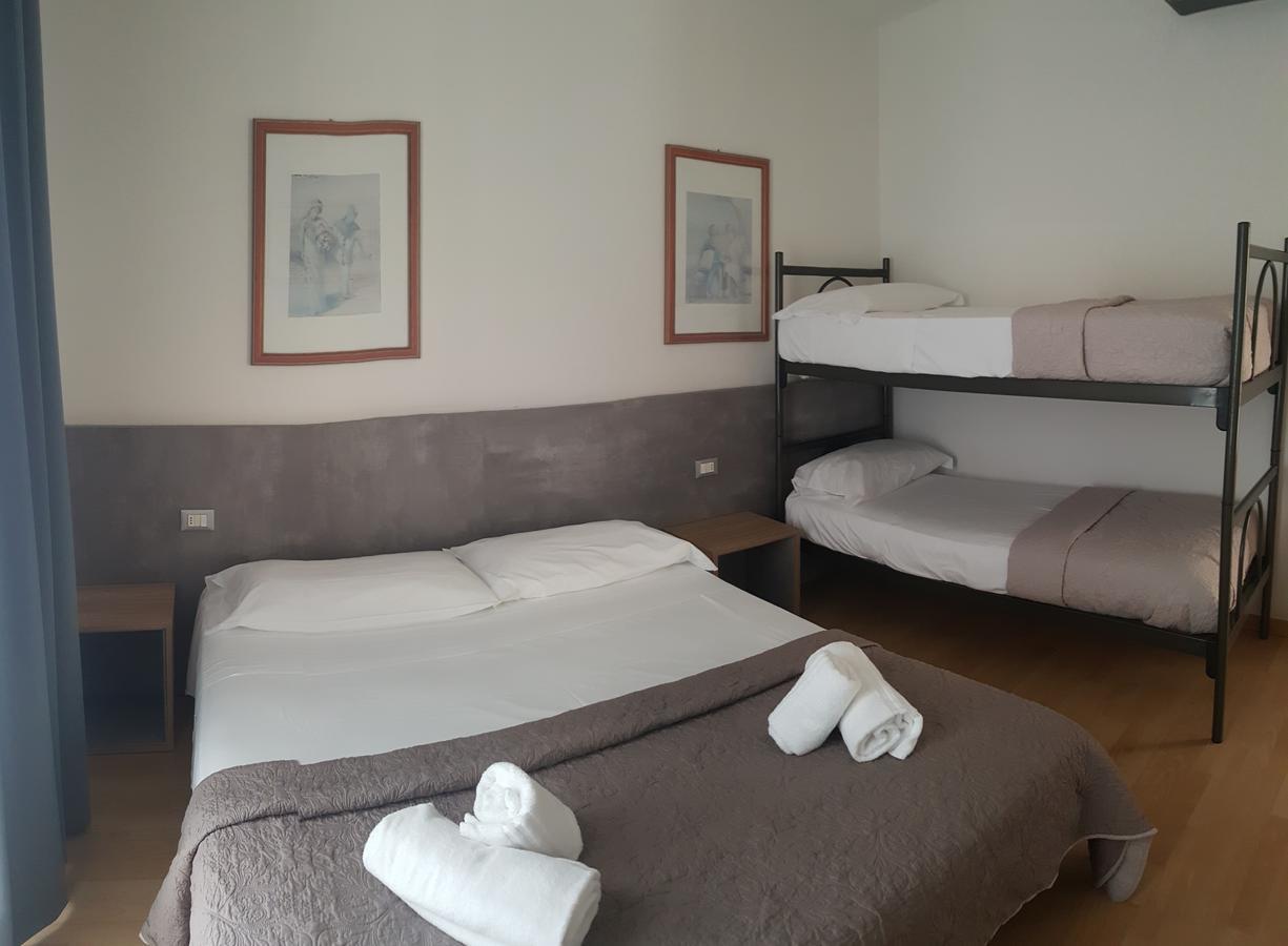 Hotel Stella D'Oro Lido di Jesolo Buitenkant foto
